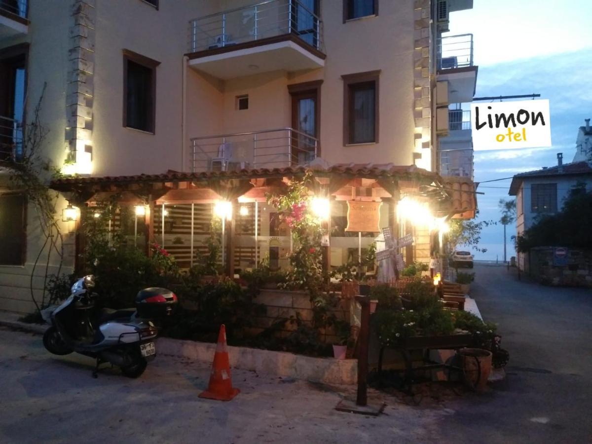 Limon Otel Foça Exterior photo