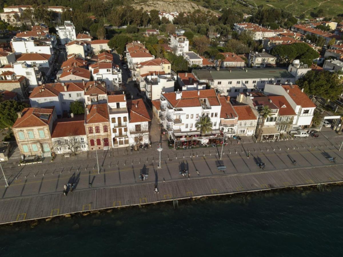 Limon Otel Foça Exterior photo